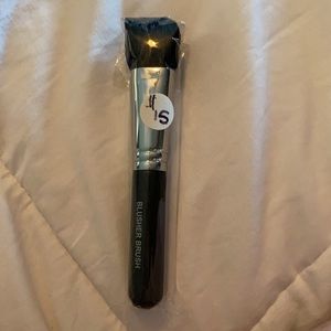 Younique Blusher Brush